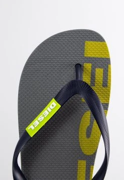 Diesel Vendre Tongs sandales et tongs ouvert homme 9 Diesel Vendre Tongs sandales et tongs ouvert homme -Boutique France Diesel c99894e09c3349708b81c207f69bf316