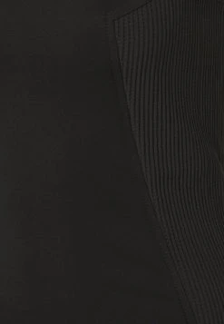 Diesel D-REKI - Robe en jersey Qualité garantie 100% sweats & sweats à capuche col rond female 14 Diesel D-REKI - Robe en jersey Qualité garantie 100% sweats & sweats à capuche col rond female -Boutique France Diesel cabb0707d45c4dc484ee80b06756e155