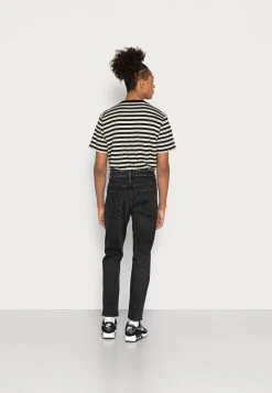 Diesel FINING - Jean droit Prix Raisonnable jeans normale homme -Boutique France Diesel cbc3a6c0bb3848988121a57966b51880