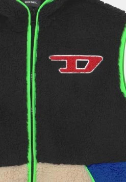 Diesel SACCY OVER UNISEX - Veste sans manches Prix Exclusifs manteaux et vestes capuche -Boutique France Diesel cbc3b610c0e04252ae72e409a1387595