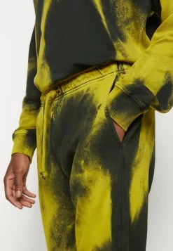 Assurance De l’Authenticité Diesel Pantalon de survêtement joggings normale male -Boutique France Diesel cf3599a84ae845a286eaeb079de3868a