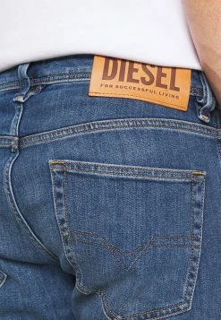 Diesel LARKEE-X - Jean droit Prix Usine jeans normale male -Boutique France Diesel d22bae98f6ad4975aacec9e635518c07