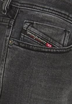 Diesel SLEENKER - Jeans Skinny Réduction normale homme 23 Diesel SLEENKER - Jeans Skinny Réduction normale homme -Boutique France Diesel d4347c35e8864cbeac8695660867d860