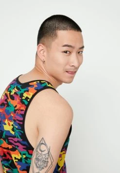 Diesel PRIDE CANNY UNISEX - Débardeur Prix Dynamité t-shirts col rond 11 Diesel PRIDE CANNY UNISEX - Débardeur Prix Dynamité t-shirts col rond -Boutique France Diesel d444628d7d634d2395a7ae54bed98fb7