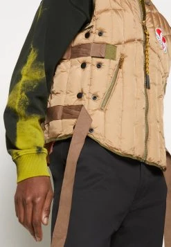 Diesel J-HAWLEY - Veste sans manches Prix Gelé vestes col officier homme -Boutique France Diesel d581b123d6a34bb49521671a1a80ffa3