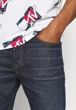 Diesel Prix Jamais Vus D-FINING - Jeans fuselé normale male -Boutique France Diesel d806bfb4ee9347a1b554693c6fa34e3e