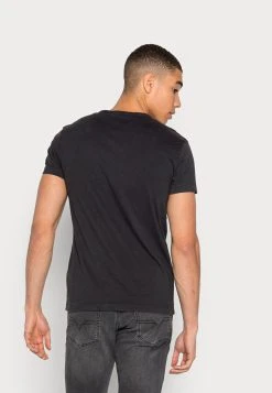 Diesel T-DIEGOR-C1 - T-shirt imprimé Prix Préférentiel t-shirts col rond male -Boutique France Diesel d878b5be1131423ea5b43c855e64e3c3