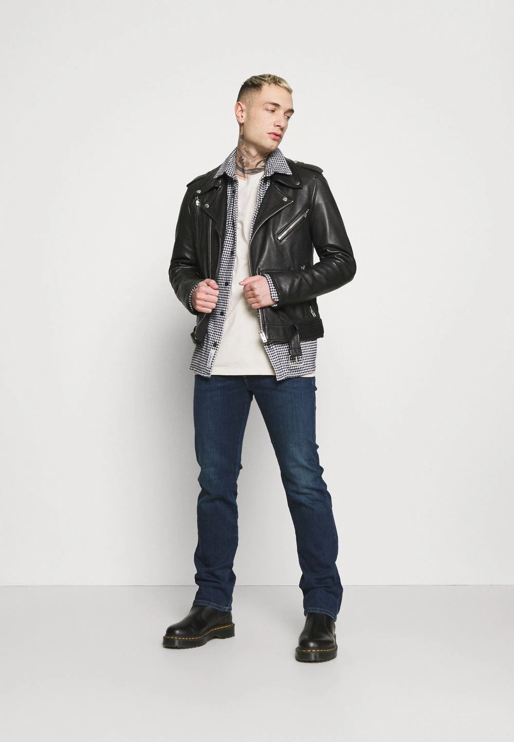 Diesel Qualité garantie 100% D-MIHTRY - Jean droit jeans normale homme 2 Diesel Qualité garantie 100% D-MIHTRY - Jean droit jeans normale homme – Image 2
