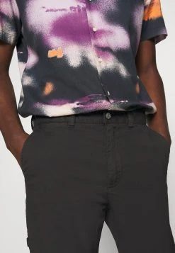 Diesel PHILLIPE-KA TROUSERS - Pantalon classique Un Tarif Préférentiel pantalons normale homme -Boutique France Diesel da61674e7e4944219c474711c8a02a3f