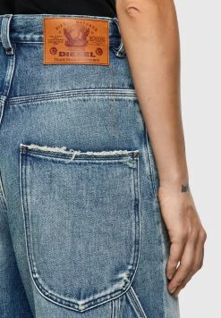 Prix Aimable Diesel Jean flare jeans femme femme -Boutique France Diesel db1f6d91e5274545ac67a47d2cd37ff3