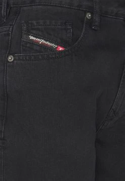 Diesel Prix Incroyables D-REGGY - Jean droit jeans normale female 5 Diesel Prix Incroyables D-REGGY - Jean droit jeans normale female -Boutique France Diesel dc1f7c7738684de6a2f7183fc34ce50c