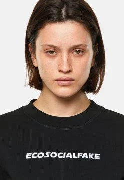 Diesel T-RECROP - T-shirt imprimé Faible Prix t-shirts et tops col rond femme -Boutique France Diesel df6d33eb20e445f88cef359df92ef01e