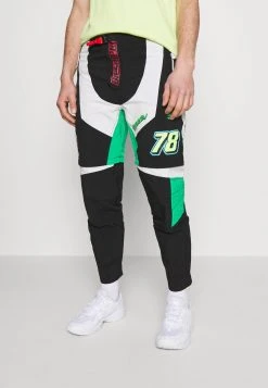 En promotion Diesel LAMBO - Pantalon classique pantalons normale homme