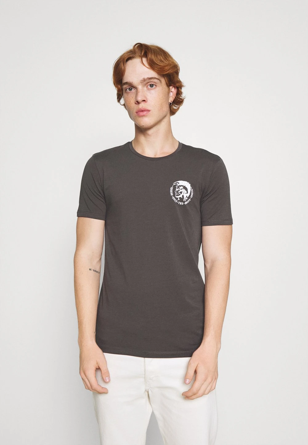 Diesel UMTEE RANDAL 3 PACK - T-shirt basique Prix Allégé t-shirts col rond male 4 Diesel UMTEE RANDAL 3 PACK - T-shirt basique Prix Allégé t-shirts col rond male – Image 4