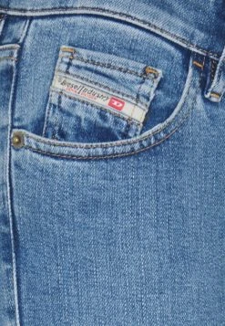 Diesel Vendre-Réclame SLANDY-LOW-ZIP - Jeans Skinny basse female -Boutique France Diesel e9d6886a88c5480ab1e52ca6acb7e44f