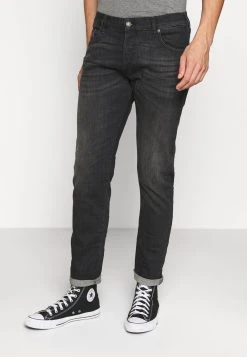 En Remise Diesel D YENNOX - Jean slim jeans normale homme