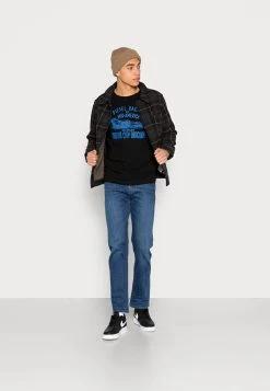 Diesel Prix Malin DIEGOR - T-shirt imprimé t-shirts & polos col rond homme -Boutique France Diesel eb7df140b3264a0fae3f09ad53d4c2a8