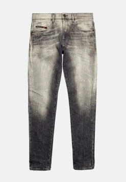 Diesel D-STRUKT - Jean slim Marchandise de première qualité jeans braguette à boutons homme -Boutique France Diesel eb954c2f01204cb58baf54febb9c28ef