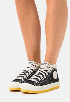 Diesel Prix Abordable S-YUK MC W - Baskets montantes baskets & sneakers rond femme