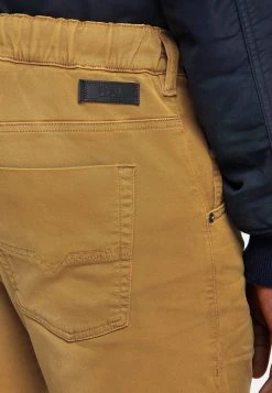 Diesel KROOLEY - Jean droit Bon Rapport Coût-Efficacité jeans normale homme -Boutique France Diesel f1896277a4aa4dffb04e29a71349f2cc