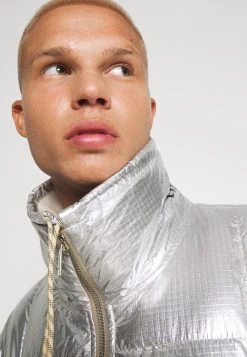 Diesel W-OLF - Doudoune Bas Prix manteaux col montant homme 11 Diesel W-OLF - Doudoune Bas Prix manteaux col montant homme -Boutique France Diesel f26999f2f4834053b8794d151c5715a4