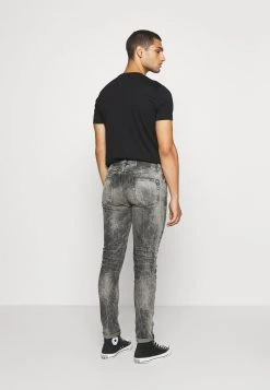 Diesel Prix Discount Jean droit jeans normale homme -Boutique France Diesel f3e658018fb04d37be687d30e692e946