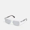 Prix Sacrifiés Diesel Lunettes de soleil rectangulaire homme