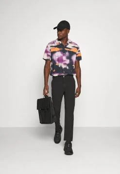 Diesel PHILLIPE-KA TROUSERS - Pantalon classique Un Tarif Préférentiel pantalons normale homme -Boutique France Diesel f8127a129637427e9045b1228575f4e2