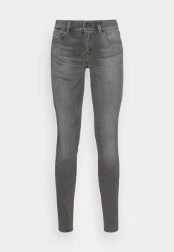 Prix Aimable Diesel SLANDY - Jeans Skinny normale female -Boutique France Diesel f934f1355cc241169c39d1fd7481c008
