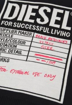 Prix Réduit Diesel K-GUBO D UNISEX - Écharpe Écharpes et foulards -Boutique France Diesel fa98ccc7ff844944a49a07a4ae1e9088