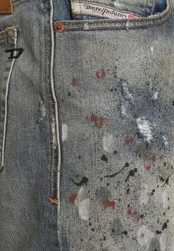 Diesel Vendre-Réclame D-VIDER - Jean boyfriend jeans normale homme 12 Diesel Vendre-Réclame D-VIDER - Jean boyfriend jeans normale homme -Boutique France Diesel fbe8c259a2004f7b935945c657abfa08