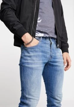 Diesel Prix Refroidis STACKABLES - Bracelet montres et bijoux mousqueton male -Boutique France Diesel fdecf9e71bf14d969475b680de8cb892