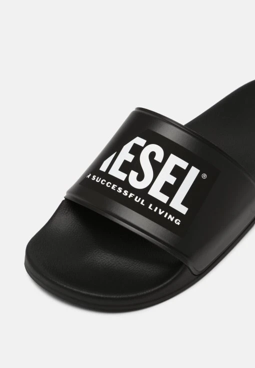 Boutique France Diesel -Boutique France Diesel 08a6dec394ad41879b10ac227c78bc81 510x736 1